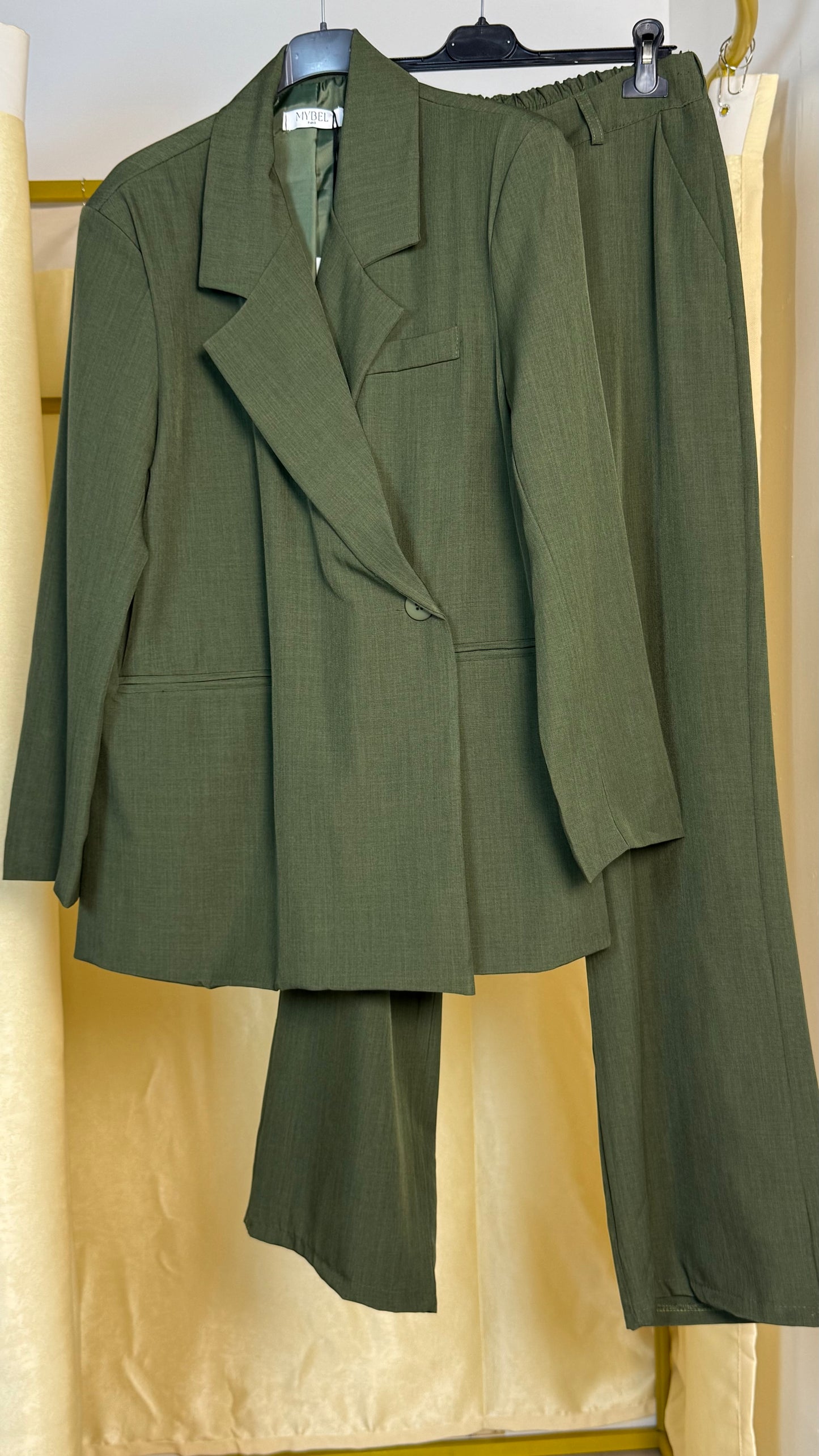 Ensemble FARAH blazer pantalon manches longues - D1 D2