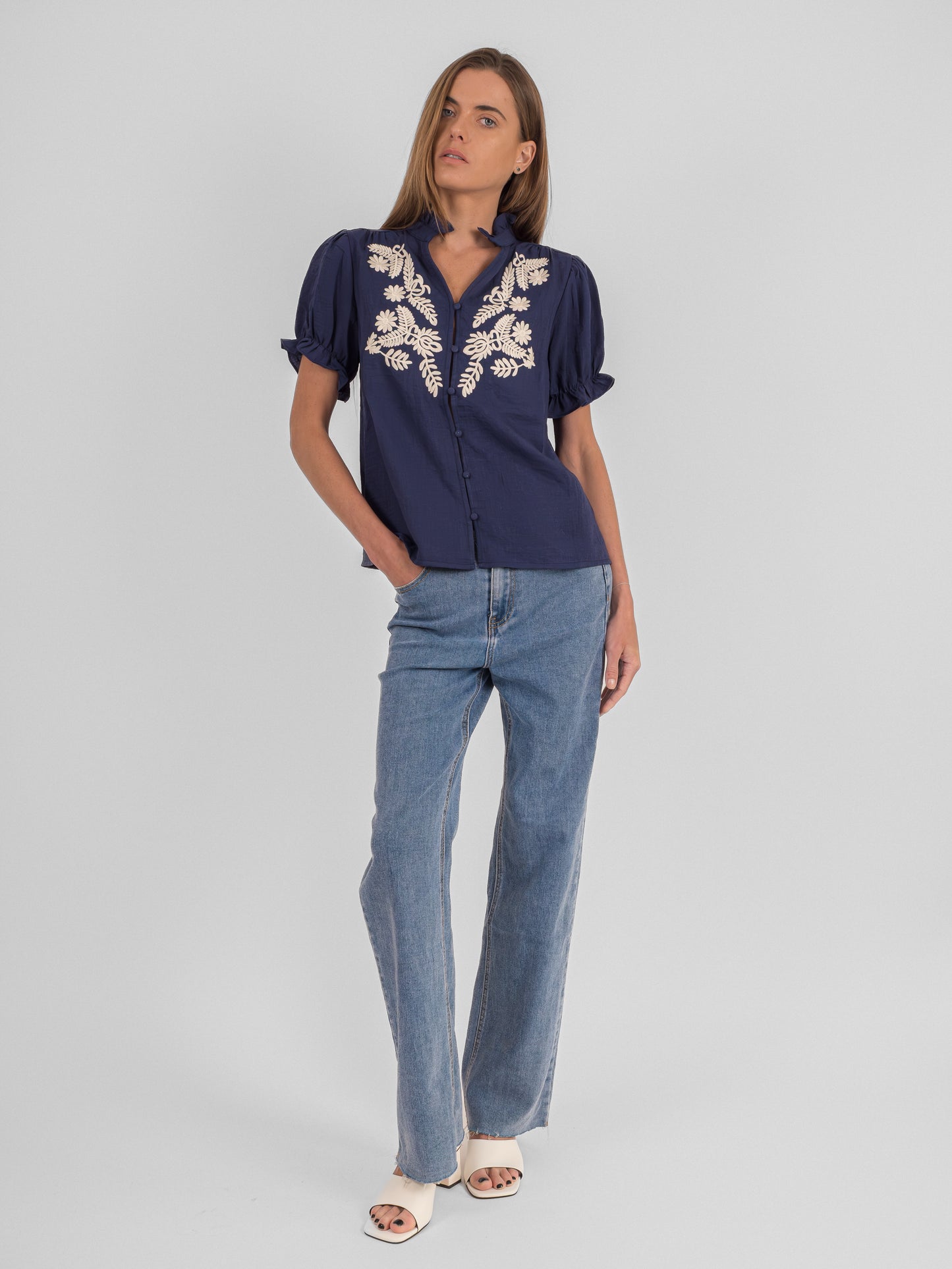 Chemise brodée à manche courte - P3 PA