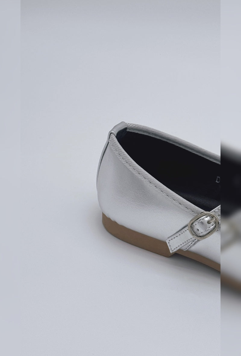 Ballerines à boucle